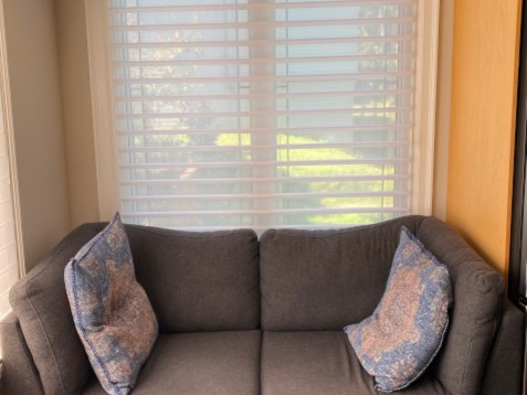 Hunter Douglas Dealer Image